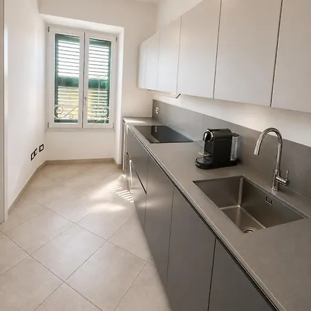 Apartment Colosseum Amazing Rom